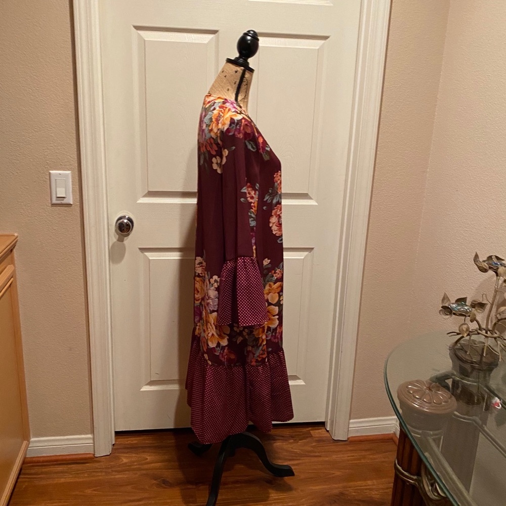 Burgundy floral print kimono - Picture 4 of 7